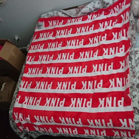 PINK Victoria's Secret Accessories - VICTORIA'S SECRET PINK SHERPA BLANKET